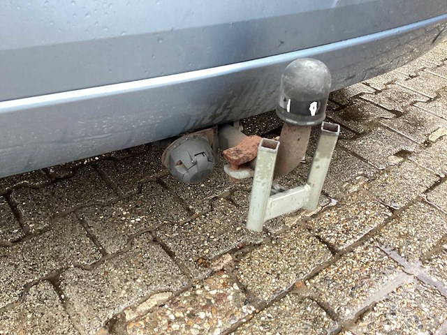 2004 ford focus 1.6-16v futura personenauto - afbeelding 11 van  19
