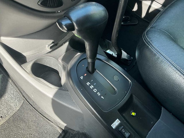 2004 ford focus wagon 1.6-16v futura personenauto - afbeelding 10 van  23