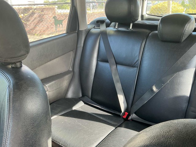 2004 ford focus wagon 1.6-16v futura personenauto - afbeelding 6 van  10