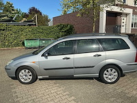 2004 ford focus wagon 1.6-16v futura personenauto - afbeelding 9 van  10