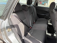 2004 ford focus wagon 1.6-16v trend personenauto - afbeelding 16 van  29