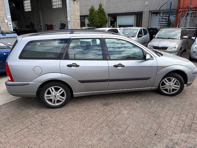2004 ford focus wagon 1.6-16v trend personenauto - afbeelding 27 van  29