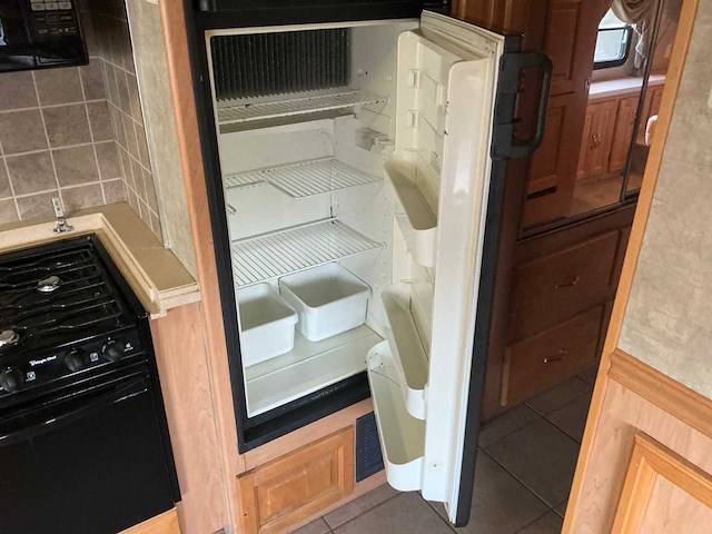 2004 freightliner coachmen cross country 376 ds campervan - afbeelding 33 van  80