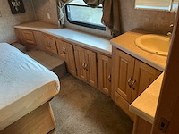 2004 freightliner coachmen cross country 376 ds campervan - afbeelding 50 van  80