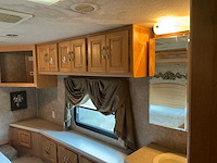 2004 freightliner coachmen cross country 376 ds campervan - afbeelding 51 van  80