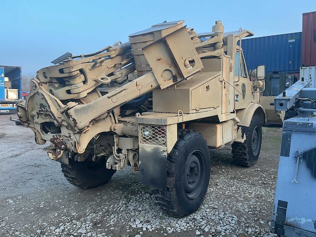 2004 freightliner flu419 unimog - afbeelding 8 van  12