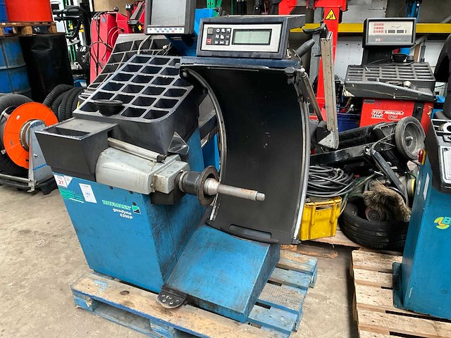 2004 geodyna 6300p banden balanceerapparaat - afbeelding 3 van  7
