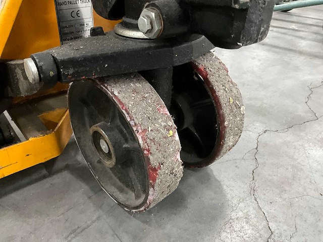2004 hpt25 hand hydraulische palletwagen - afbeelding 4 van  4