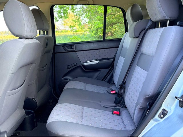 2004 hyundai getz 1.1i young personenauto - afbeelding 2 van  14