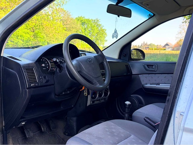 2004 hyundai getz 1.1i young personenauto - afbeelding 13 van  14