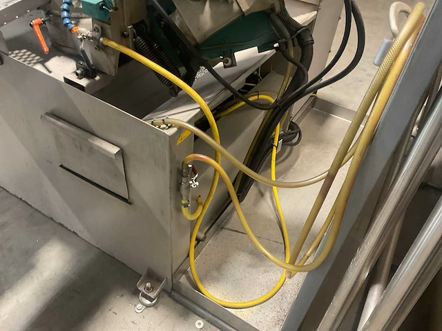 2004 imet bs 280/60 metalen horizontale bandzaagmachine - afbeelding 3 van  18