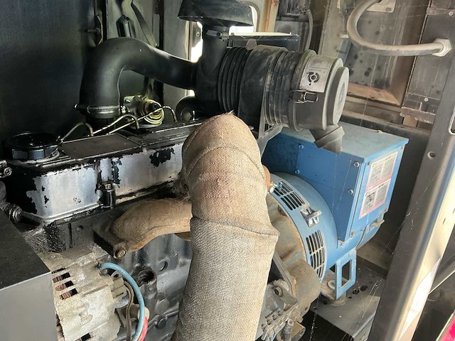 2004 ingersoll rand g16 aggregaat 15kva - afbeelding 13 van  23