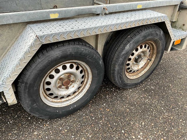 2004 iveco daily 40c be-combinatie met veldhuizen kuiptrailer - afbeelding 35 van  48