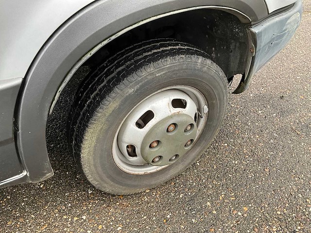 2004 iveco daily 40c be-combinatie met veldhuizen kuiptrailer - afbeelding 4 van  32