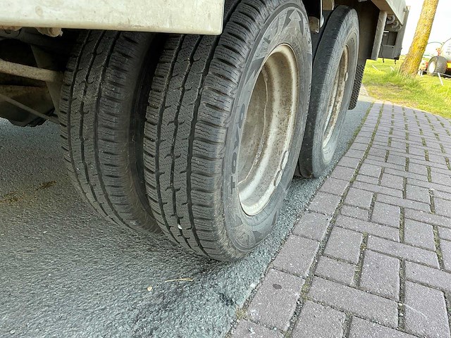 2004 iveco daily 40c13 375 bedrijfswagen - afbeelding 4 van  13