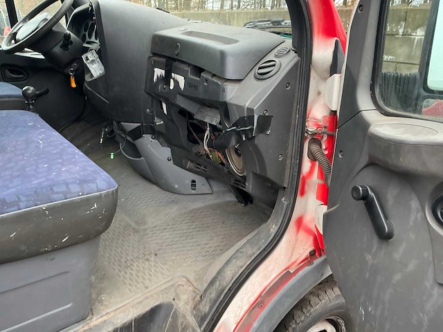 2004 iveco daily bedrijfswagen - afbeelding 30 van  50