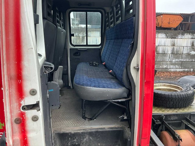 2004 iveco daily bedrijfswagen - afbeelding 26 van  50