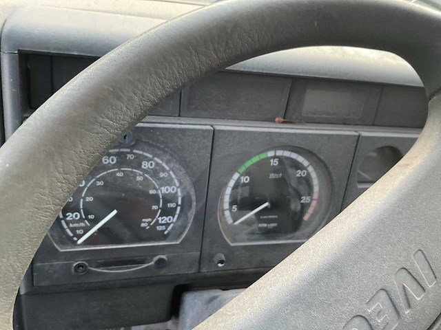 2004 iveco eurotrakker vrachtwagen - afbeelding 6 van  12