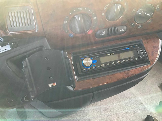 2004 iveco s4 hymer flair camper - afbeelding 2 van  27