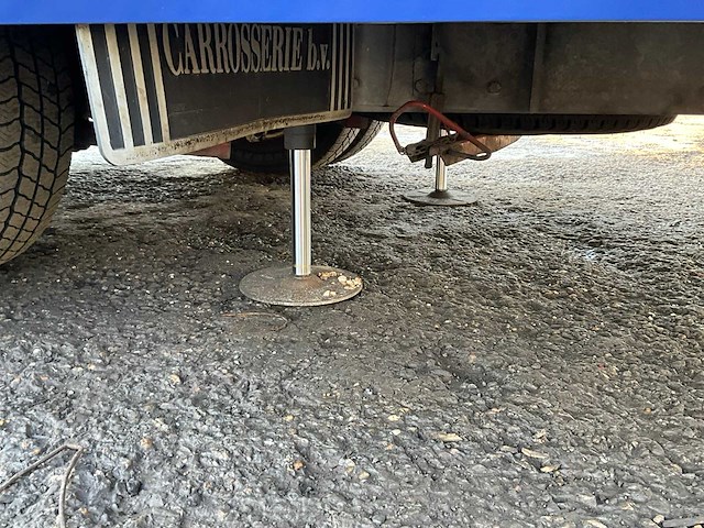 2004 iveco s4 hymer flair camper - afbeelding 9 van  27