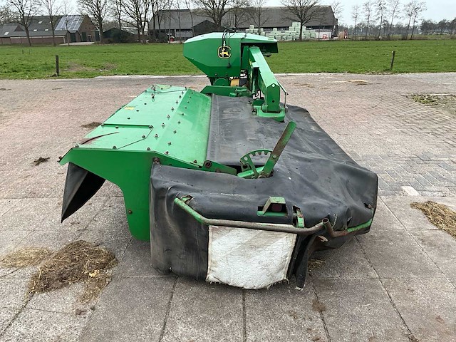 2004 john deere 331 achtermaaier met kneuzer - afbeelding 3 van  19