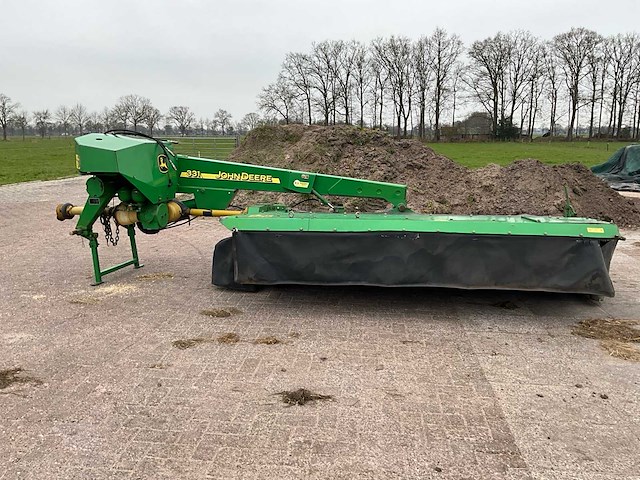 2004 john deere 331 achtermaaier met kneuzer - afbeelding 5 van  19