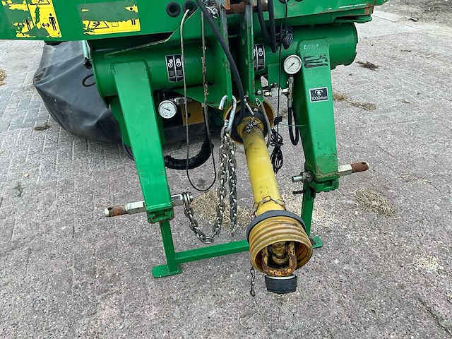 2004 john deere 331 achtermaaier met kneuzer - afbeelding 13 van  14