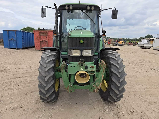 2004 john deere 6220 vierwielaangedreven landbouwtractor - afbeelding 6 van  11