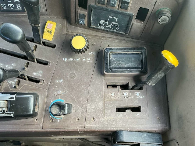 2004 john deere 6820 – autoquad – tls – john deere 683 voorlader – inter-tech bak – dubbellucht - afbeelding 27 van  40