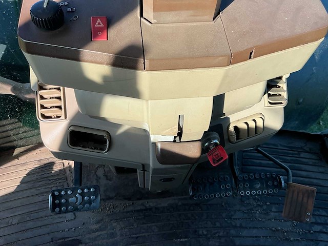 2004 john deere 6920s vierwielaangedreven landbouwtractor - afbeelding 12 van  22