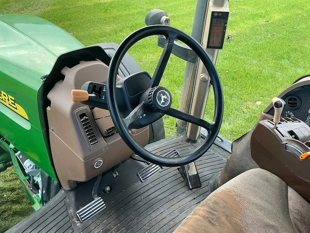 2004 john deere 7720 vierwielaangedreven landbouwtractor - afbeelding 18 van  53