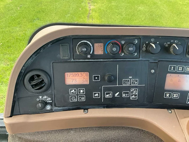 2004 john deere 7720 vierwielaangedreven landbouwtractor - afbeelding 21 van  53