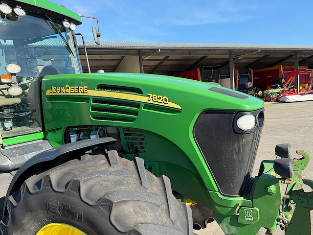 2004 john deere 7820 vierwielaangedreven landbouwtractor - afbeelding 3 van  27
