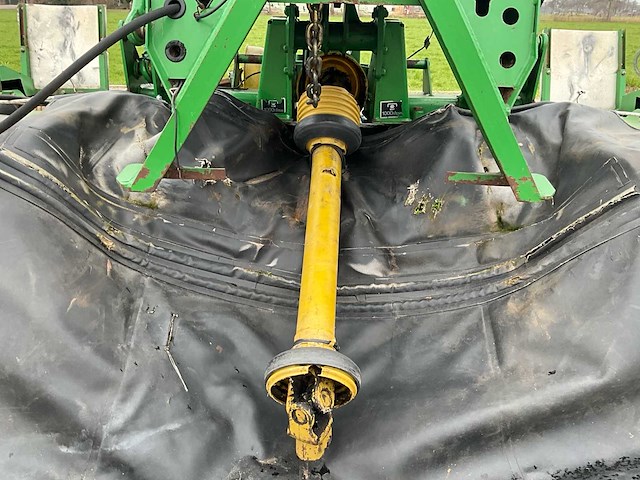 2004 john deere cc0131 frontmaaier met kneuzer - afbeelding 2 van  15