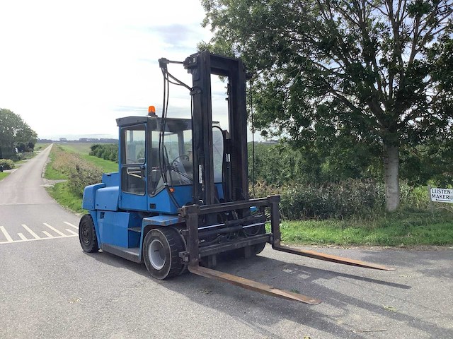 2004 kalmar dce-80-9 vorkheftruck - afbeelding 1 van  12