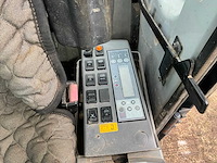 2004 kobelco sk330nlc-6e rupsgraafmachine - afbeelding 18 van  44