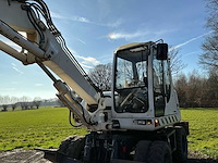 2004 komatsu pw95 banden graafmachine - afbeelding 2 van  21
