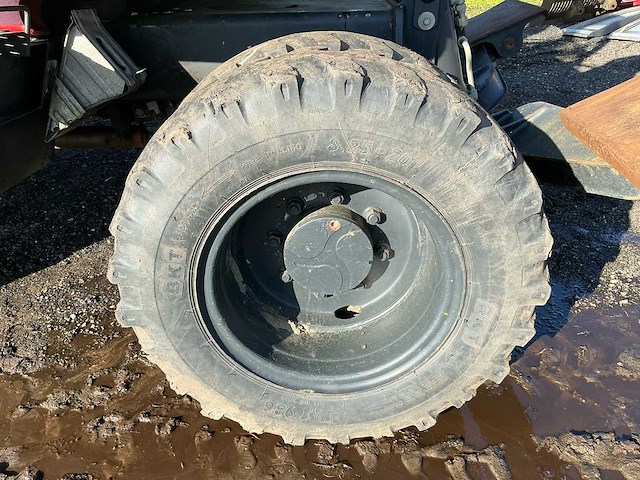 2004 komatsu pw95 banden graafmachine - afbeelding 12 van  21