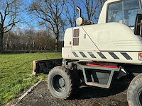 2004 komatsu pw95 banden graafmachine - afbeelding 14 van  21