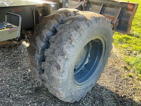 2004 komatsu pw95 banden graafmachine - afbeelding 15 van  21