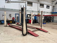 2004 koni 3607 hefbrug 3500kg