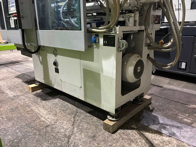 2004 kraus 50/220/c win spuitgietmachine - afbeelding 10 van  18