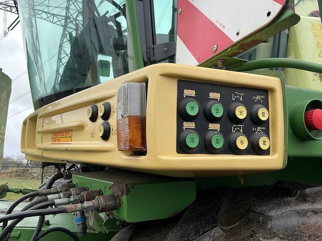2004 krone big x v8 veldhakselaar - afbeelding 9 van  48