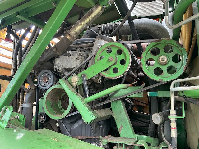 2004 krone big x v8 veldhakselaar - afbeelding 26 van  48