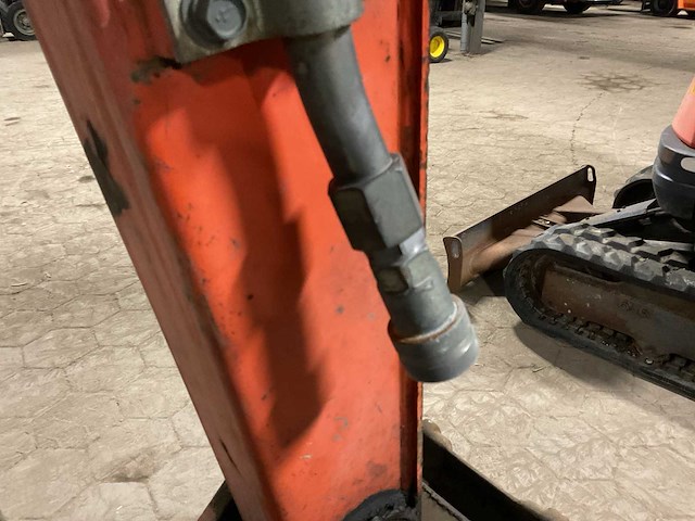 2004 kubota kx61-3 minigraafmachine - afbeelding 18 van  21