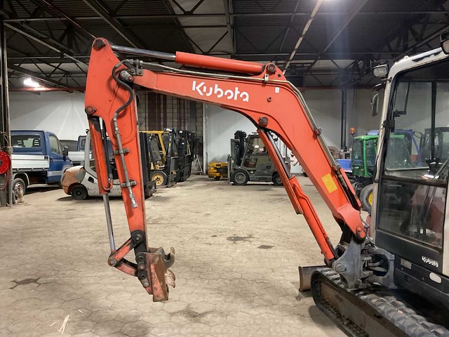 2004 kubota kx61-3 minigraafmachine - afbeelding 16 van  21