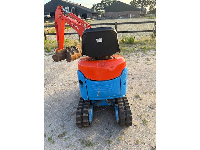 2004 kubota u10-3 minigraafmachine - afbeelding 3 van  9