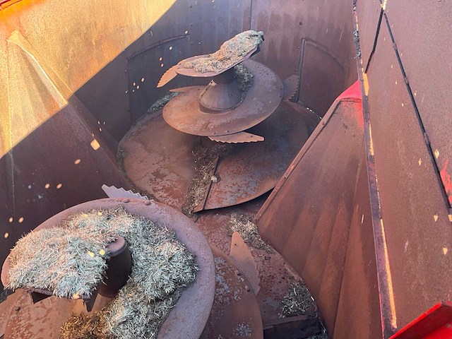 2004 kuhn euv 270 voermengwagen - afbeelding 19 van  26