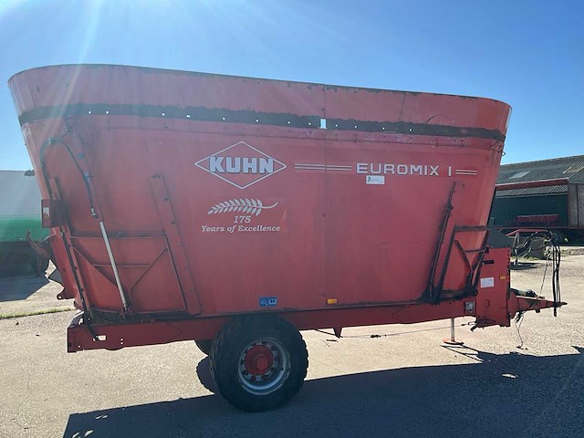 2004 kuhn euv 270 voermengwagen - afbeelding 24 van  26