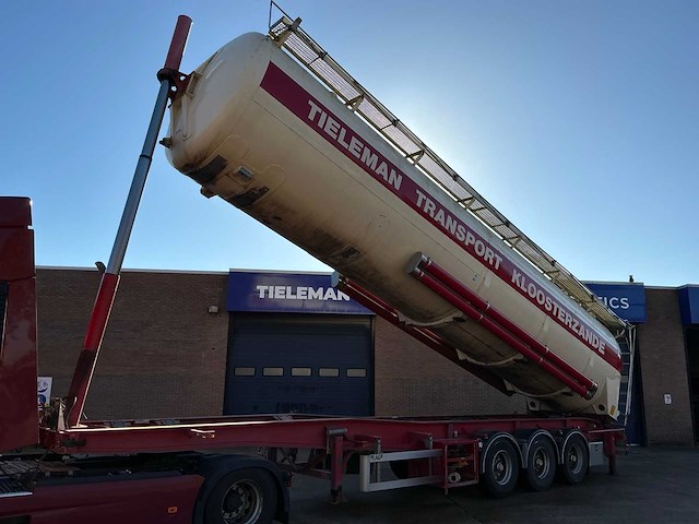 2004 lag 0-3-40 02 bulktrailer - afbeelding 35 van  39